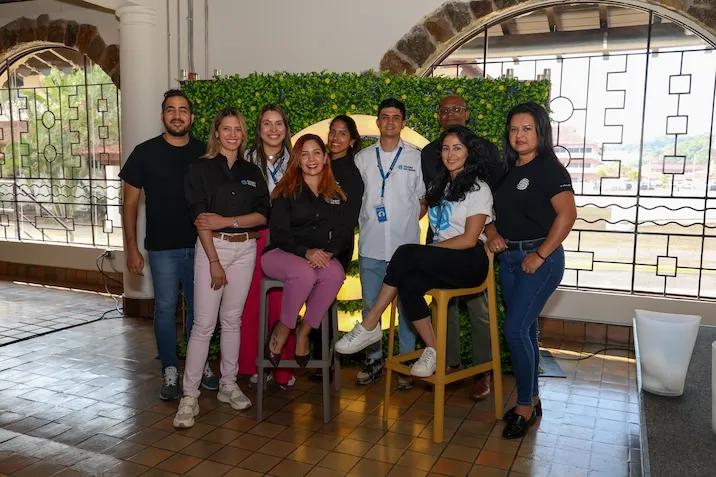 soy un alt por defecto por favor validar en imagen