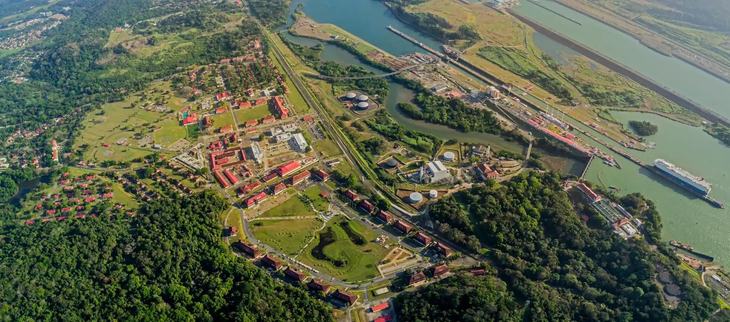 Fotografía aérea de los terrenos de Ciudad del Saber